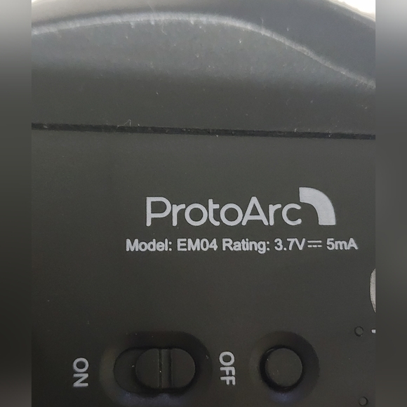 ProtoArc Wireless Trackball Mouse EM04 Ergonomic Bluetooth Rollerball Mouse - Picture 4 of 6